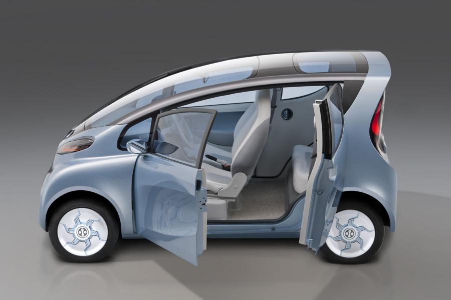 Tata eMO Concept 2012 года  (фото 7 из 11)